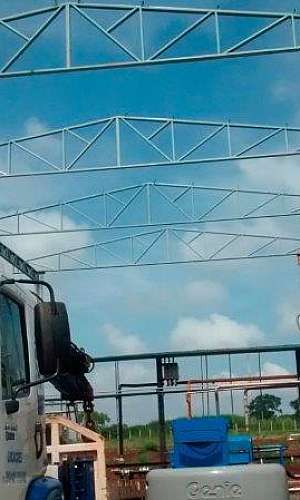 Fabricação e montagem de estruturas metálicas  Fabricação e montagem de estruturas metálicas